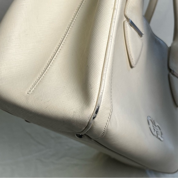 Salvatore Ferragamo Purse - Picture 9 of 14